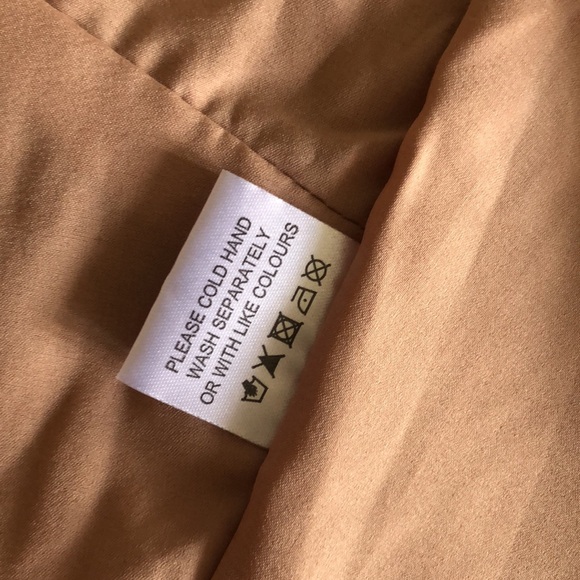 Toby Heart Ginger cropped floral top - Picture 6 of 9